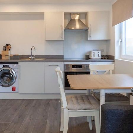 Contemporary 1 Bedroom Apartment In Ashford 阿什弗德 外观 照片