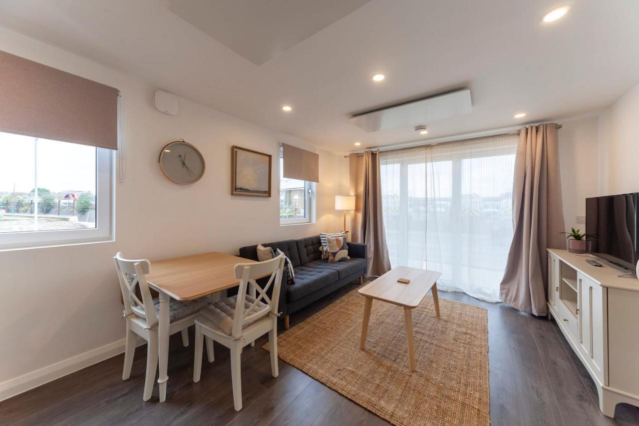 Contemporary 1 Bedroom Apartment In Ashford 阿什弗德 外观 照片
